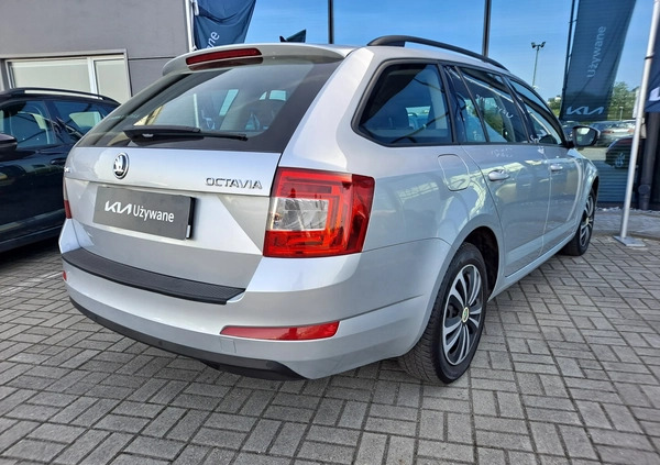 Skoda Octavia cena 46900 przebieg: 185913, rok produkcji 2016 z Bukowno małe 326